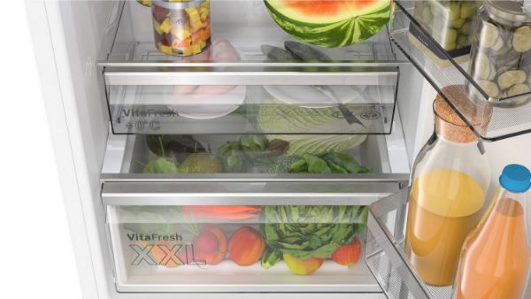 Picture of Bosch KGN39AWCTG 60cm Frost Free Fridge Freezer in White