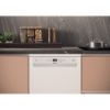 Hotpoint HD7FHP33UK Freestanding Full Size Dishwasher with 15 Place Settings_door closed