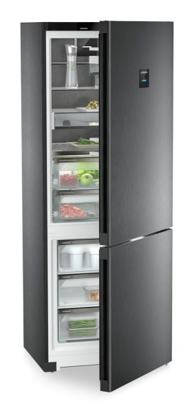 Liebherr CBNbsc778i 75cm Peak BioFresh NoFrost Fridge Freezer_Angle