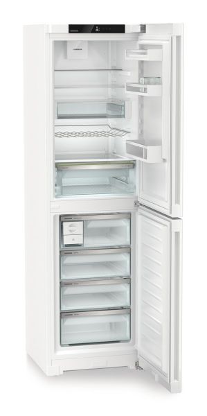 Liebherr CNc 5724 Plus NoFrost Combined Fridge Freezers with EasyFresh_interior2