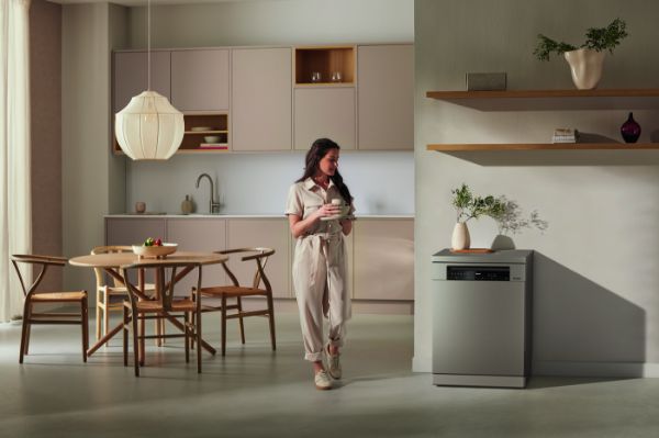 Miele G7600 SC CLST Freestanding Full Size Dishwasher with AutoDos - CleanSteel_room view