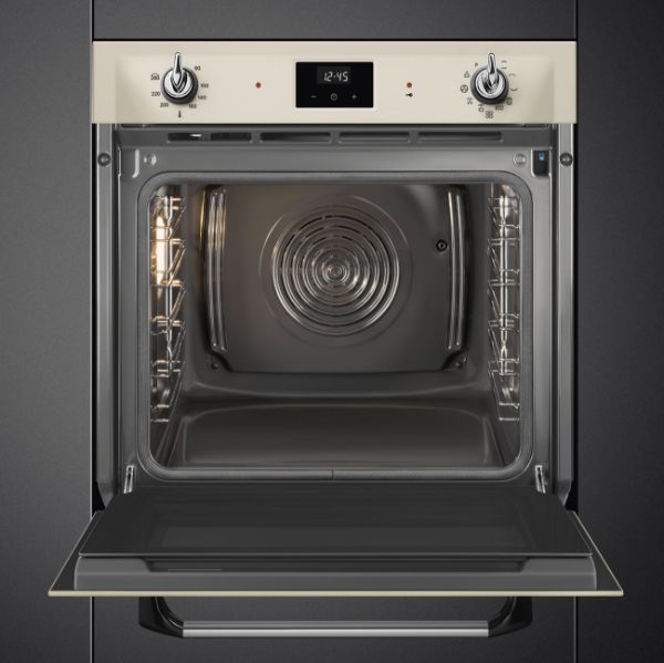 Smeg SOP6900TP 60cm Victoria Pyrolytic Single Oven Cream inside