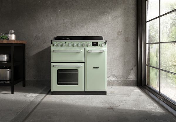 Rangemaster 14983 Estel Deluxe 90 Dual Fuel Range Cooker in Mint with Chrome Trim - ESDL90DFPMNT/CM1_room view