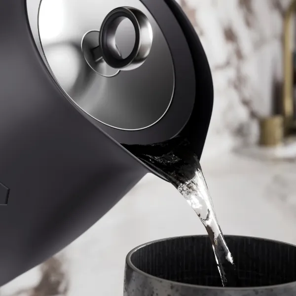 Morphy Richards 103020 Cassini Jug Kettle Moonless Night - Black_in use