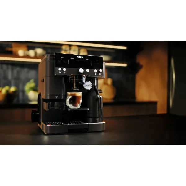 Ninja ES601UKBK Ninja Luxe Café Premier Espresso Machine - Midnight Black_in use
