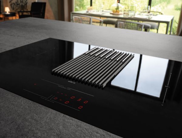 Elica NikolaTesla NT-LIBRA-EVO-BL 80cm Wide Venting Hob in Black_close up 