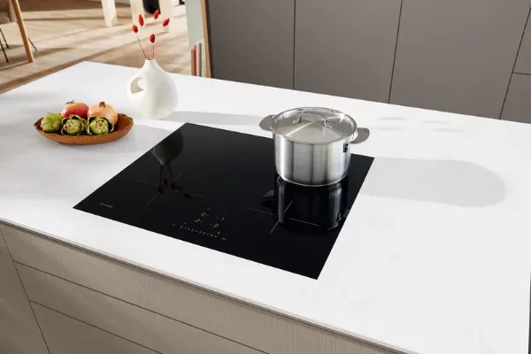 Miele KM7361FL 60cm 4 Zone Induction Hob in Black