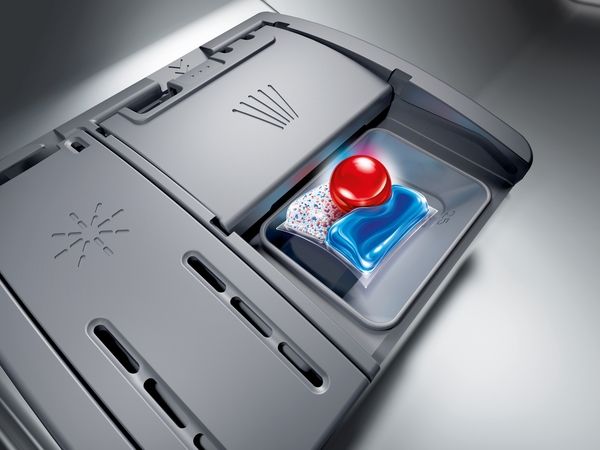 Bosch SMS4EMI06G Freestanding Dishwasher In Silver inox