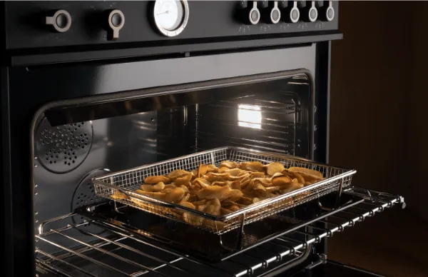 Bertazzoni PRO105I3EROT2 Professional 100cm Triple Induction Range Cooker in Red