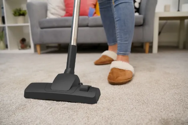 Numatic Henry XL Plus Vacuum Cleaner - Red_carpet 2