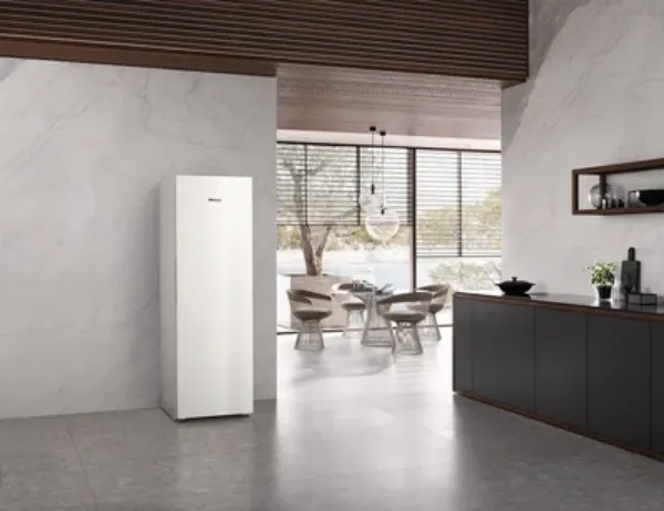 Miele FNS4382D Freestanding Upright Freezer Frost Free - White - D Rated_view