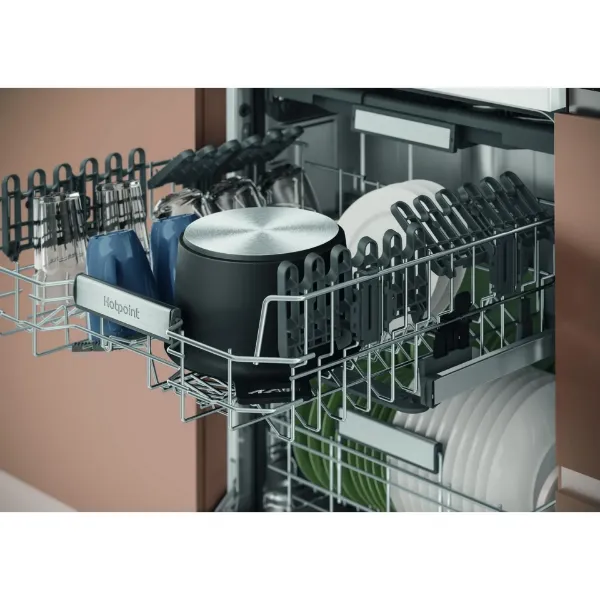 Hotpoint H7FHS41UK Dishwasher - White - 15 Place Settings
