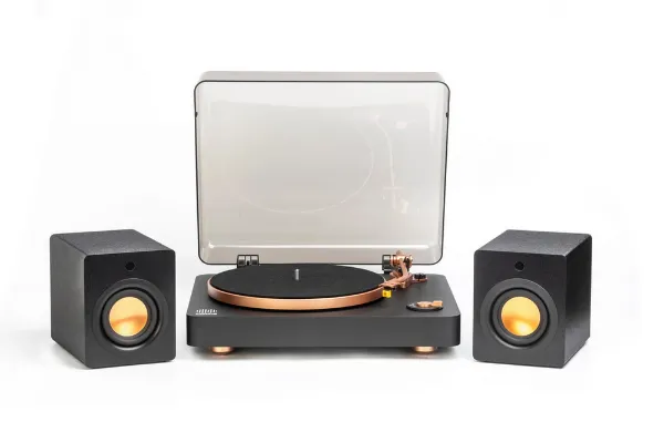 Mitchell Acoustics uStream Groove Turntable with Speakers_open angled 
