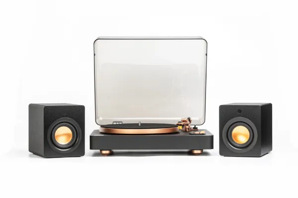 Mitchell Acoustics uStream Groove Turntable with Speakers_open front