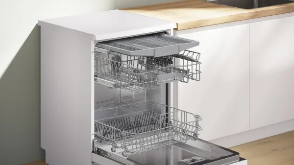 Picture of Bosch SMS2HVW06G Freestanding Dishwasher